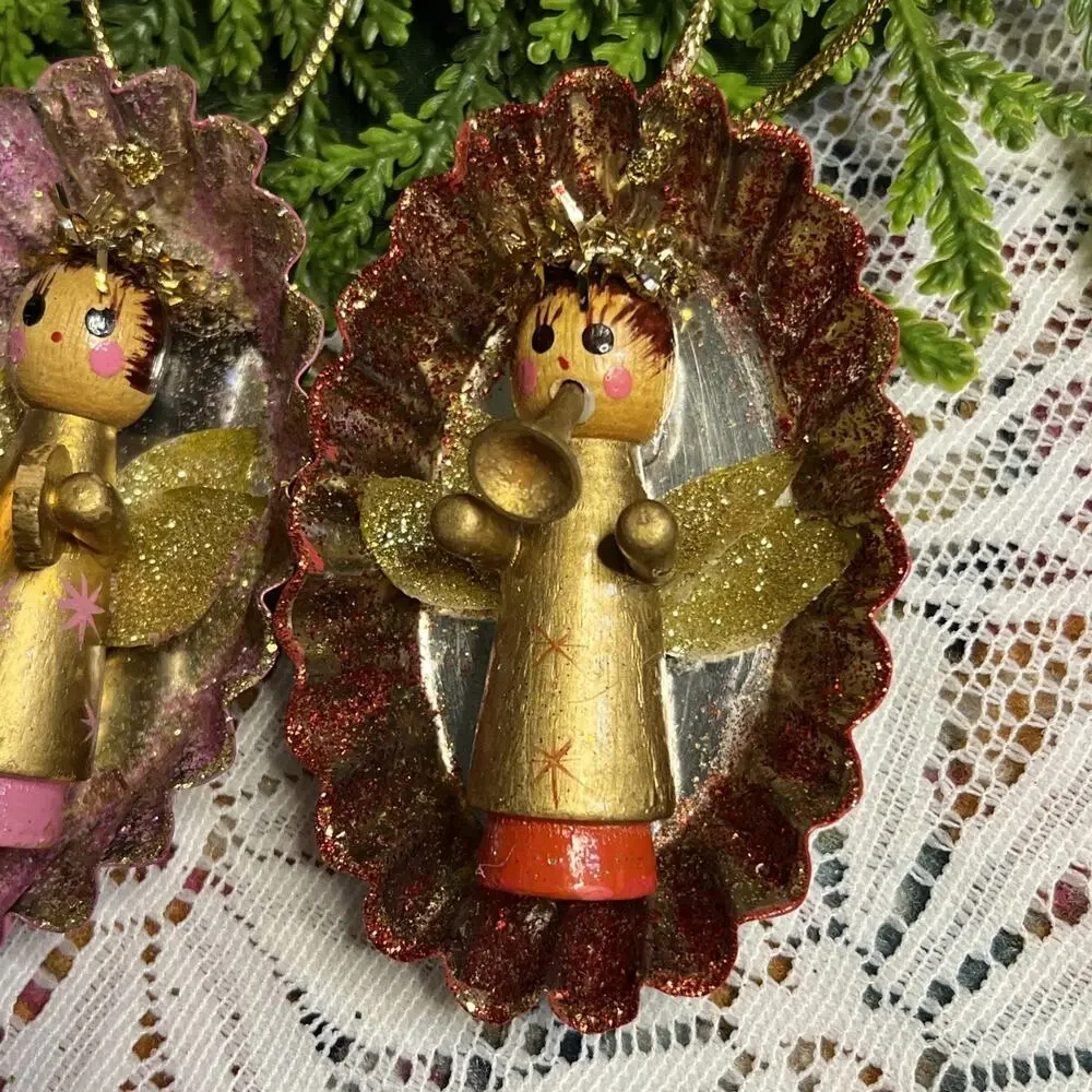 Vintage Oval Tart Tins + Pink Red Gold Angels Diorama Mid Century Ornaments
